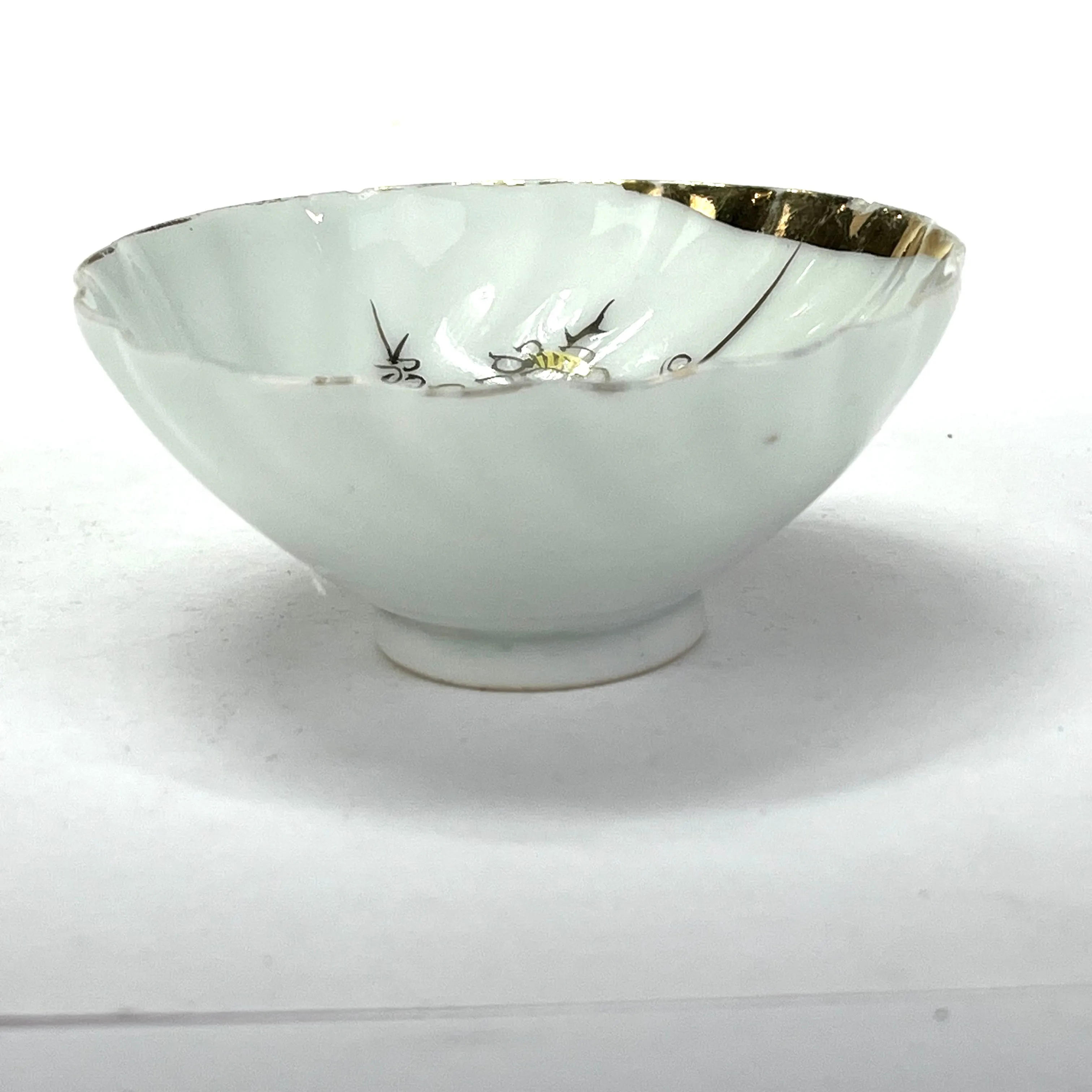 Antique Japanese c1920 Hand Painted Ceramic Sakazuki Sake Cup