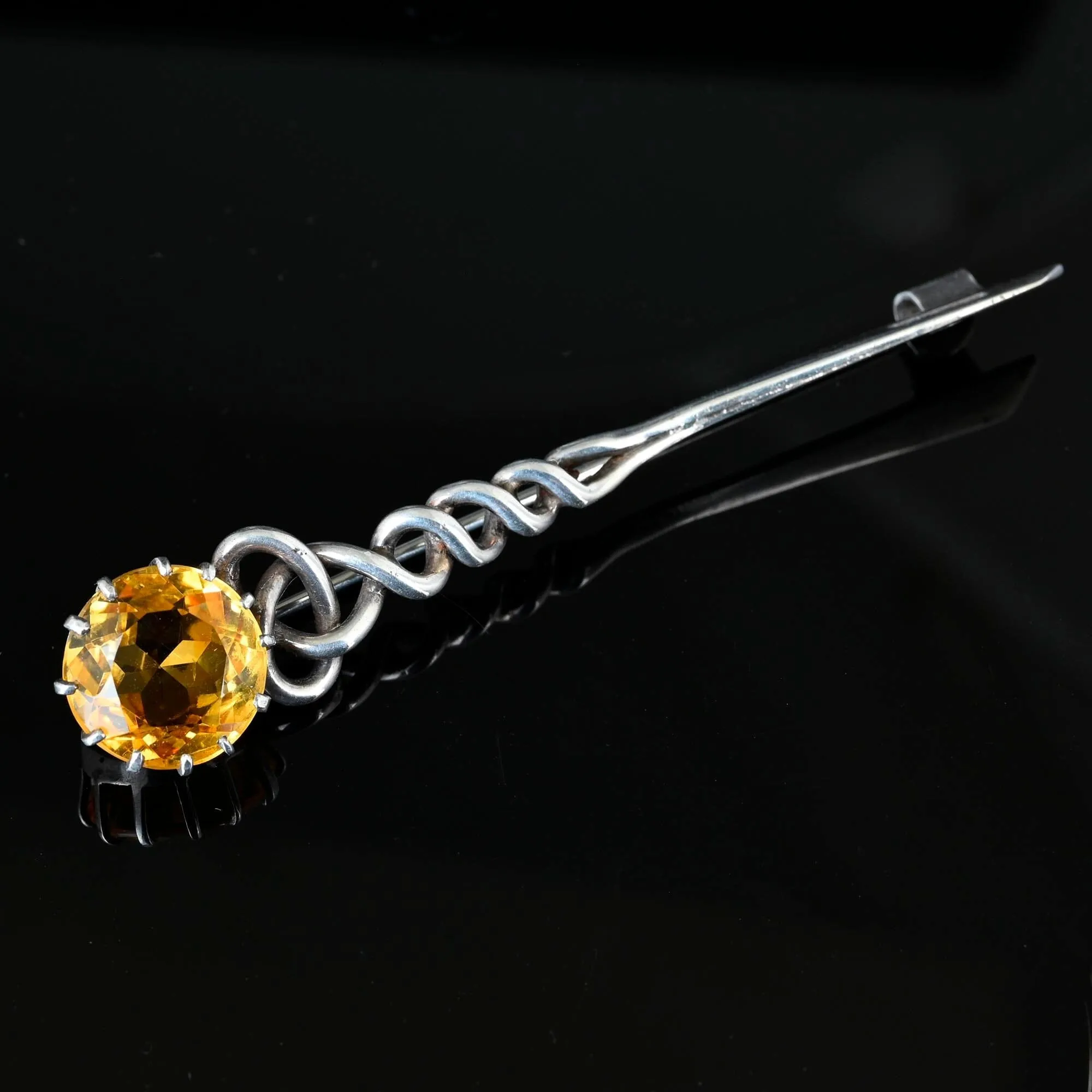 Antique Victorian Scottish Citrine Comet Kilt Brooch