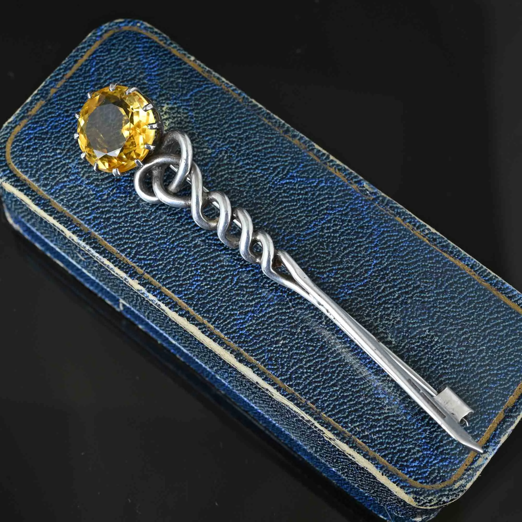Antique Victorian Scottish Citrine Comet Kilt Brooch