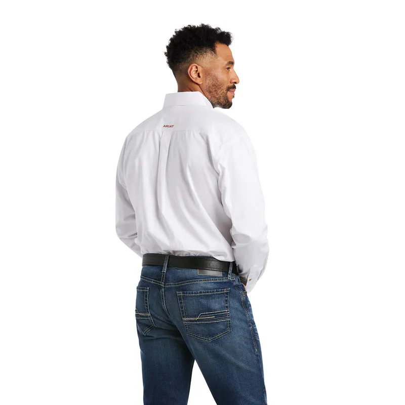Ariat Men's Solid Twill Classic & Fitted Long Sleeve Shirt, White