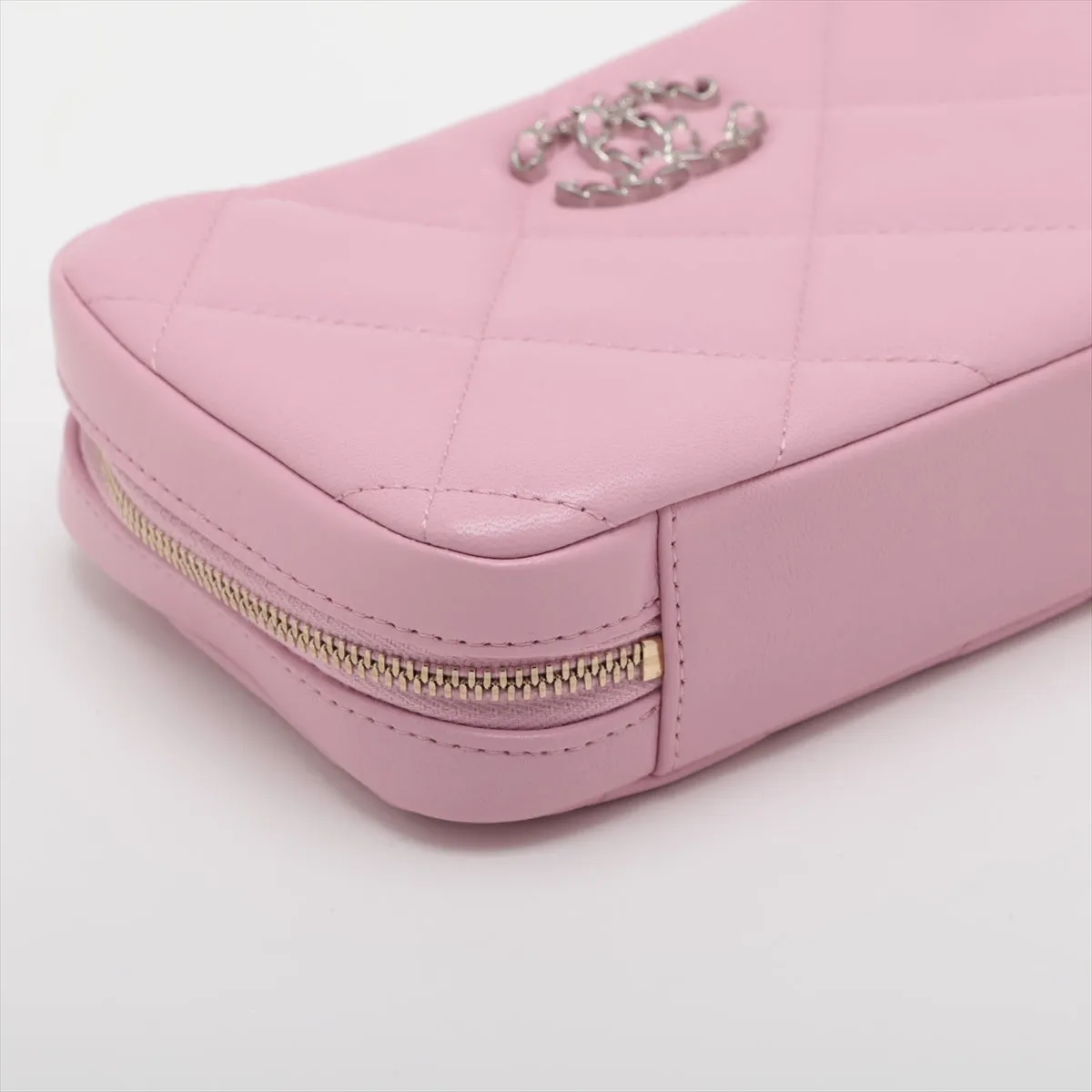 Chanel 19  Chain Shoulder Bag Pink G x Silver Gold  32nd Series AP2728