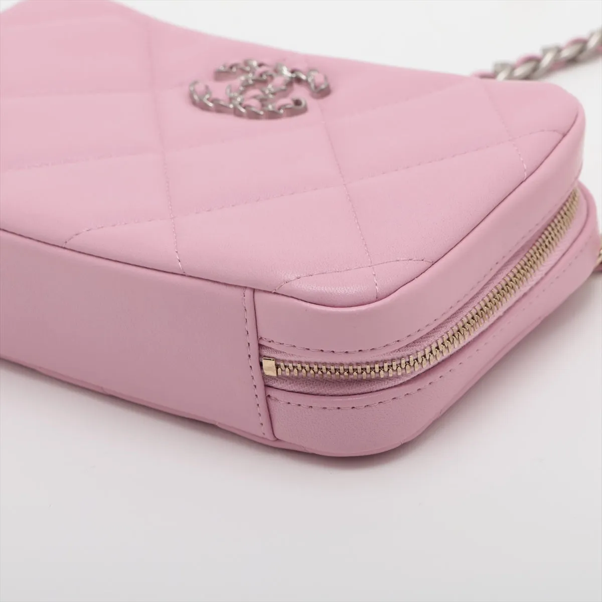 Chanel 19  Chain Shoulder Bag Pink G x Silver Gold  32nd Series AP2728