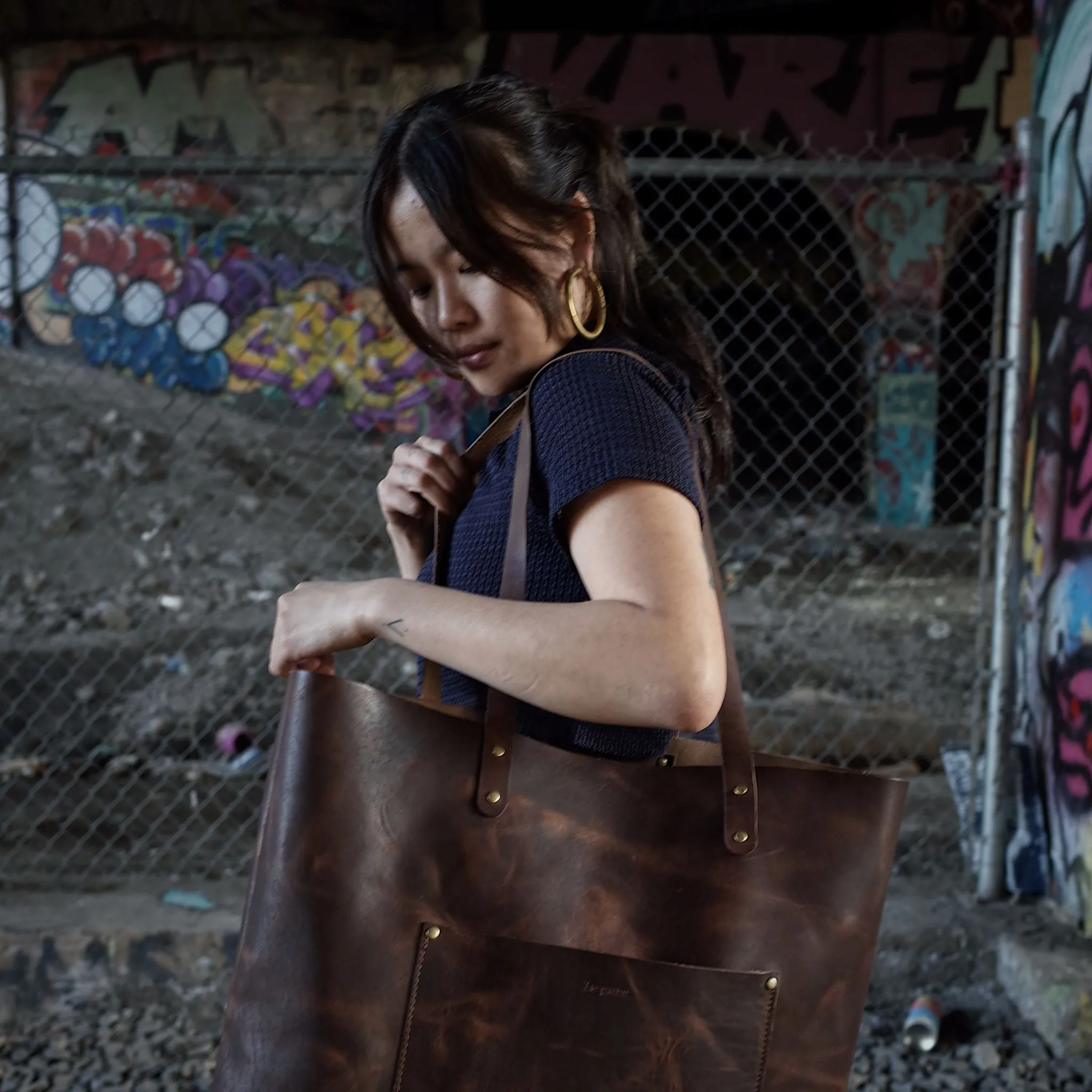 Dunham Leather Tote Bag – Dark Brown Edition
