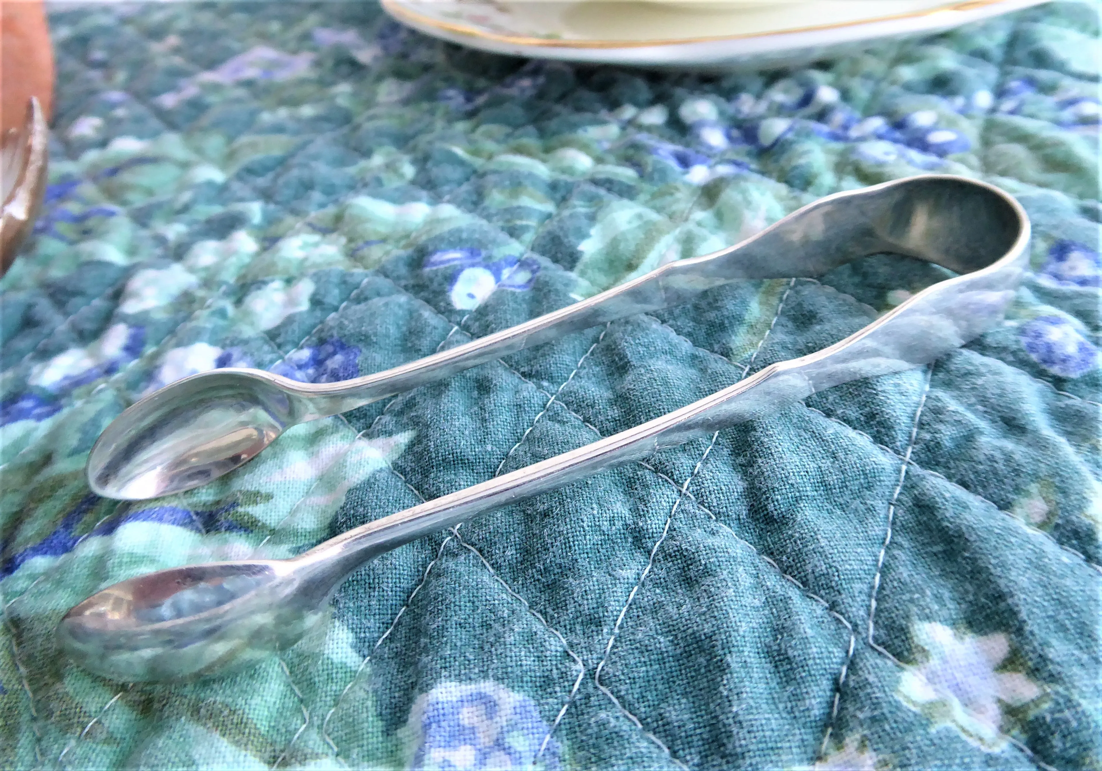 English Hallmarked Sugar Tongs Sterling Silver 1910 Fletcher Sheffield Initial W Or M