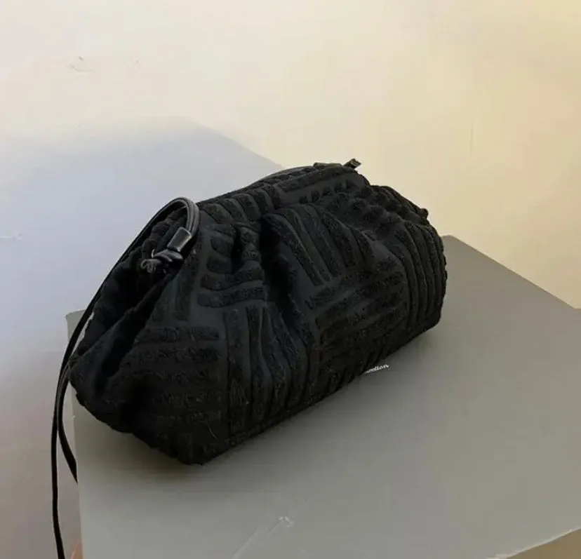Line Print Bag