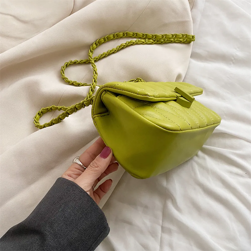 Mary Embroidery Thread Chain Crossbody Bag