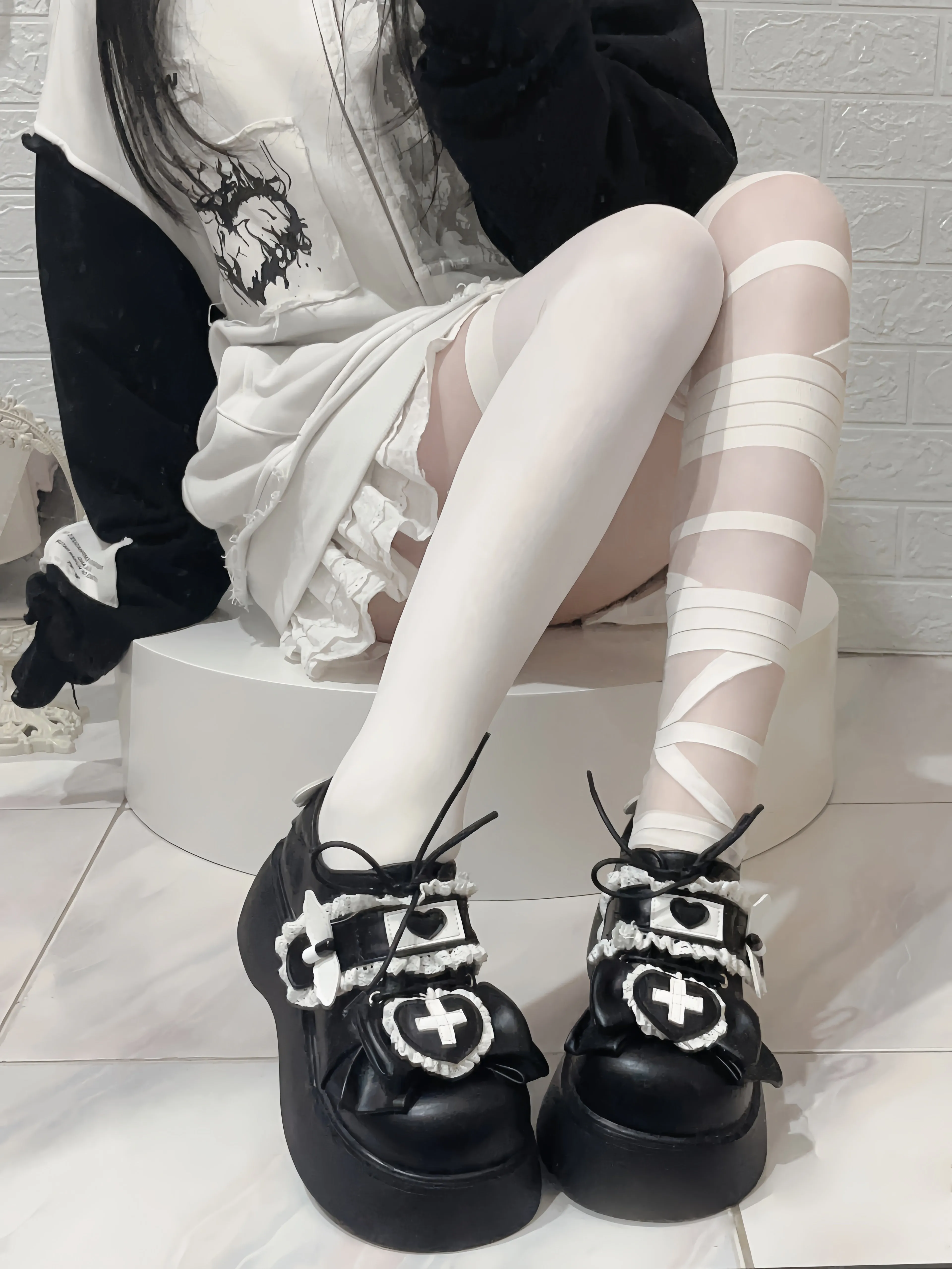 Medical Platform Love Shoes Band-Aid