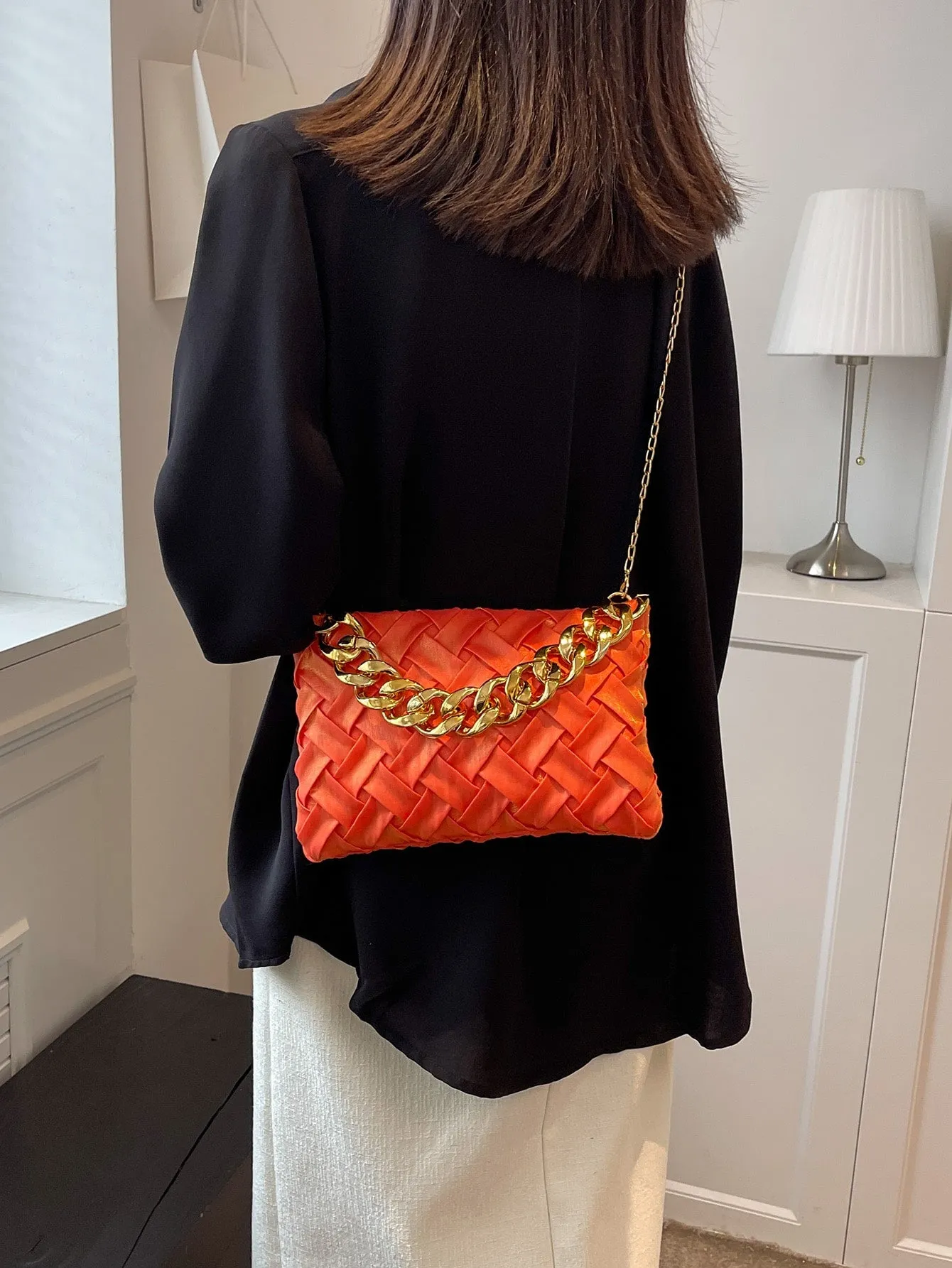 Minimalist Chain Strap Square Bag