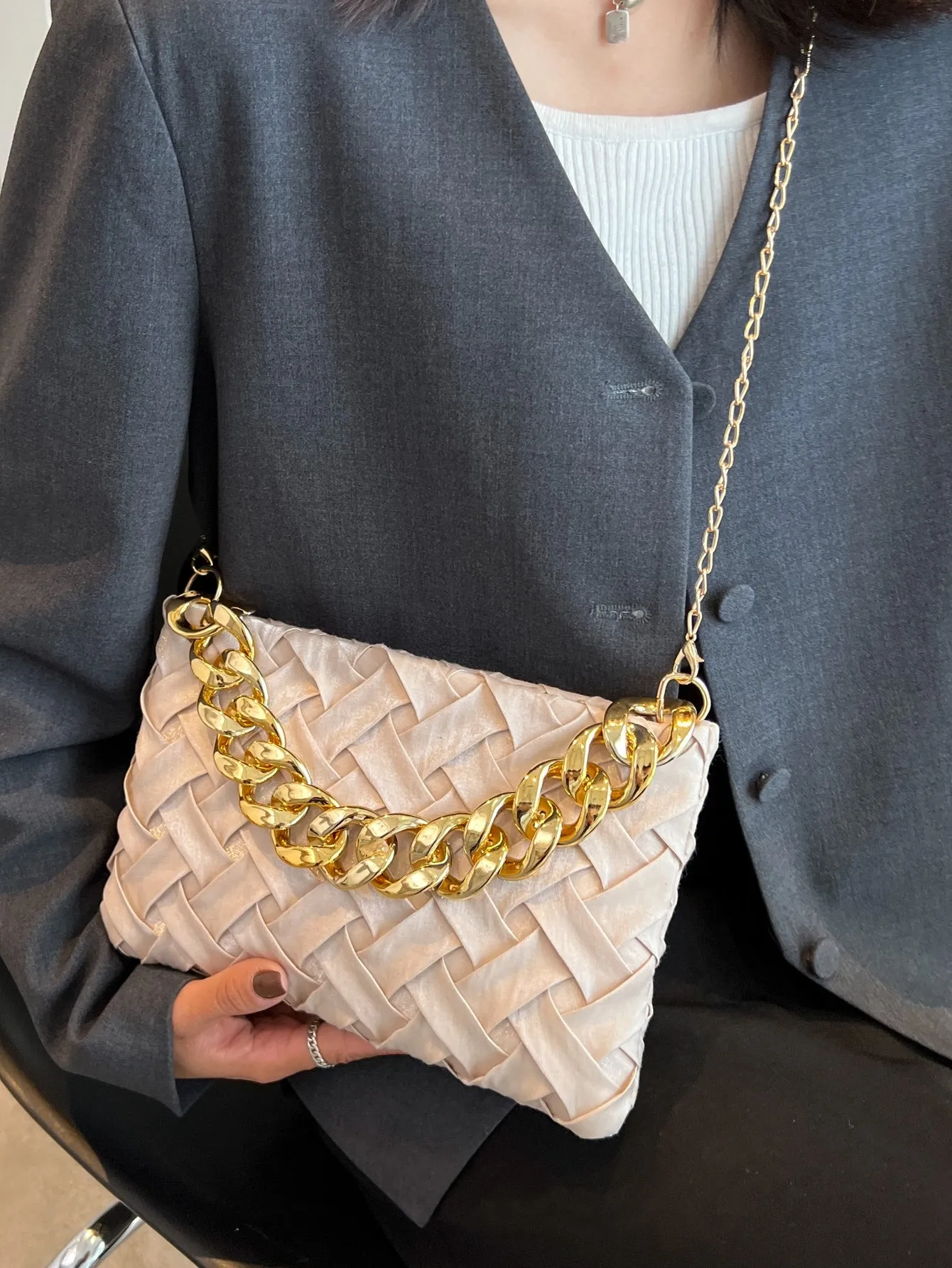 Minimalist Chain Strap Square Bag