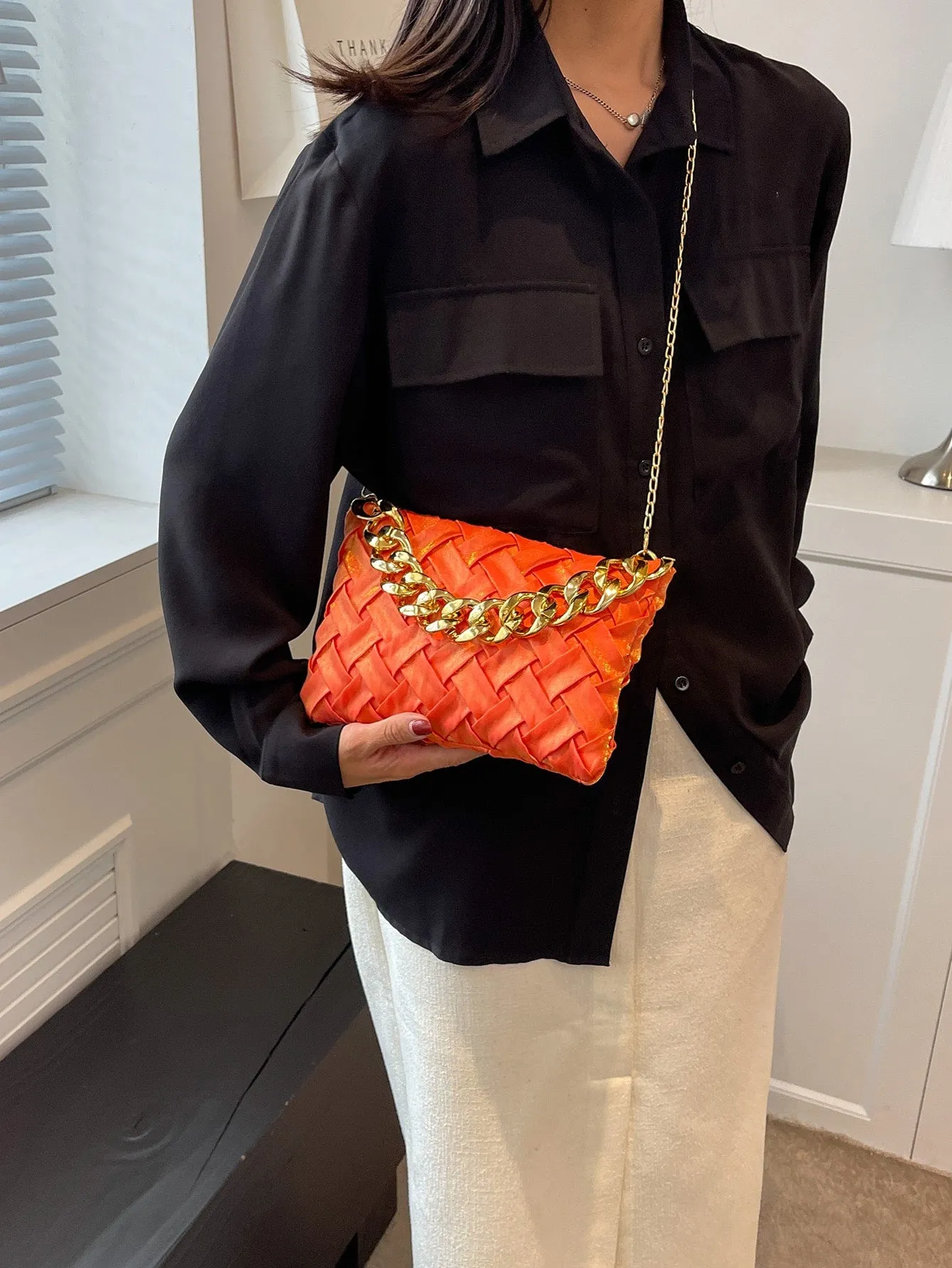 Minimalist Chain Strap Square Bag