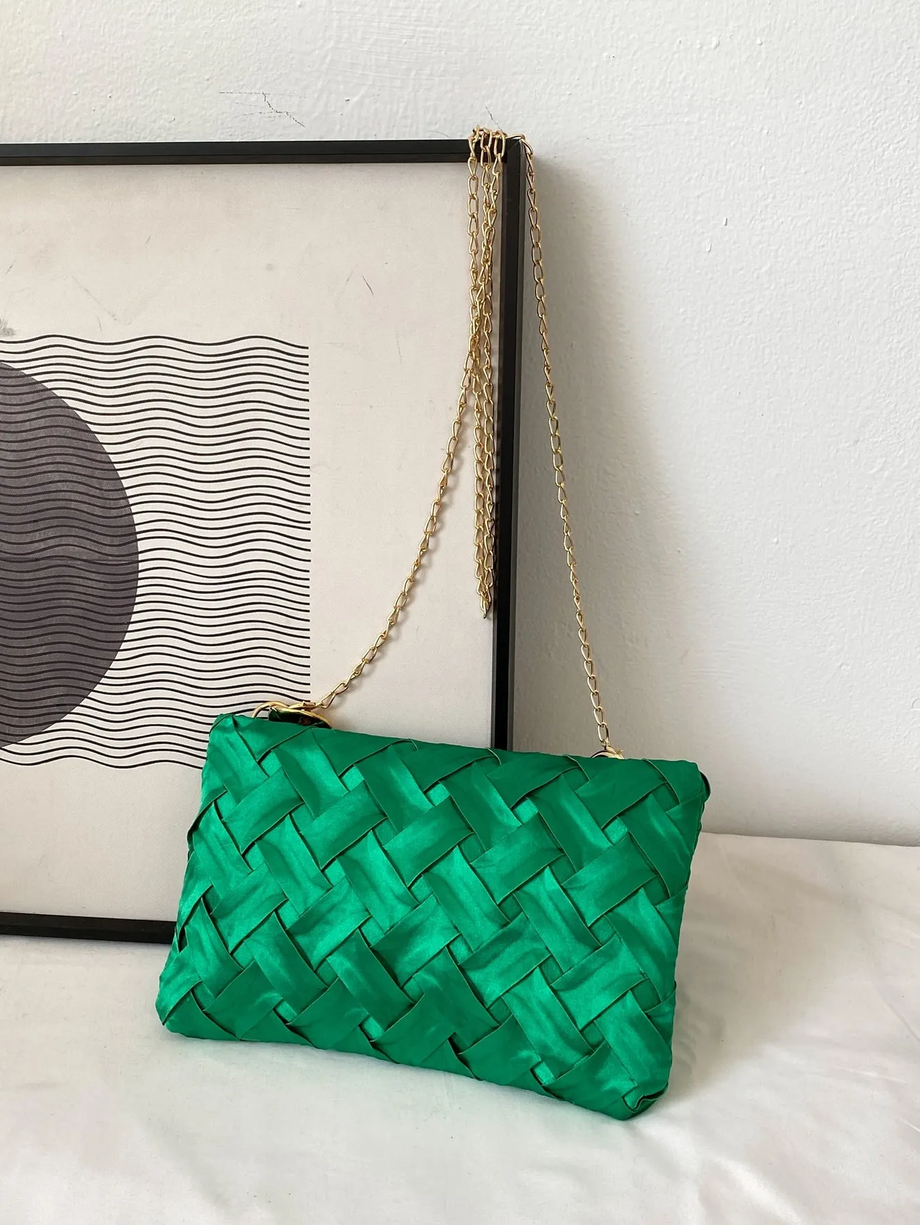 Minimalist Chain Strap Square Bag