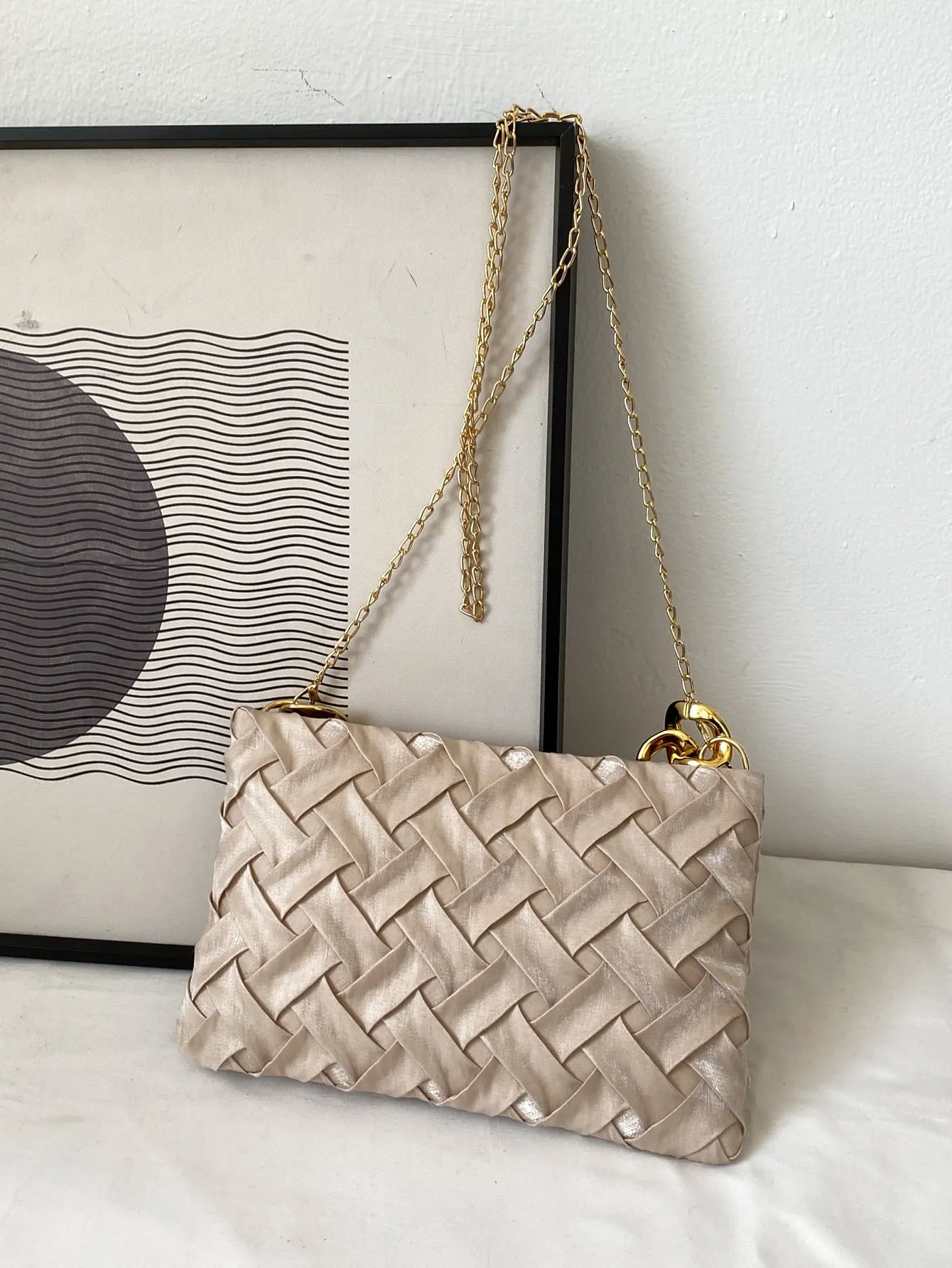 Minimalist Chain Strap Square Bag