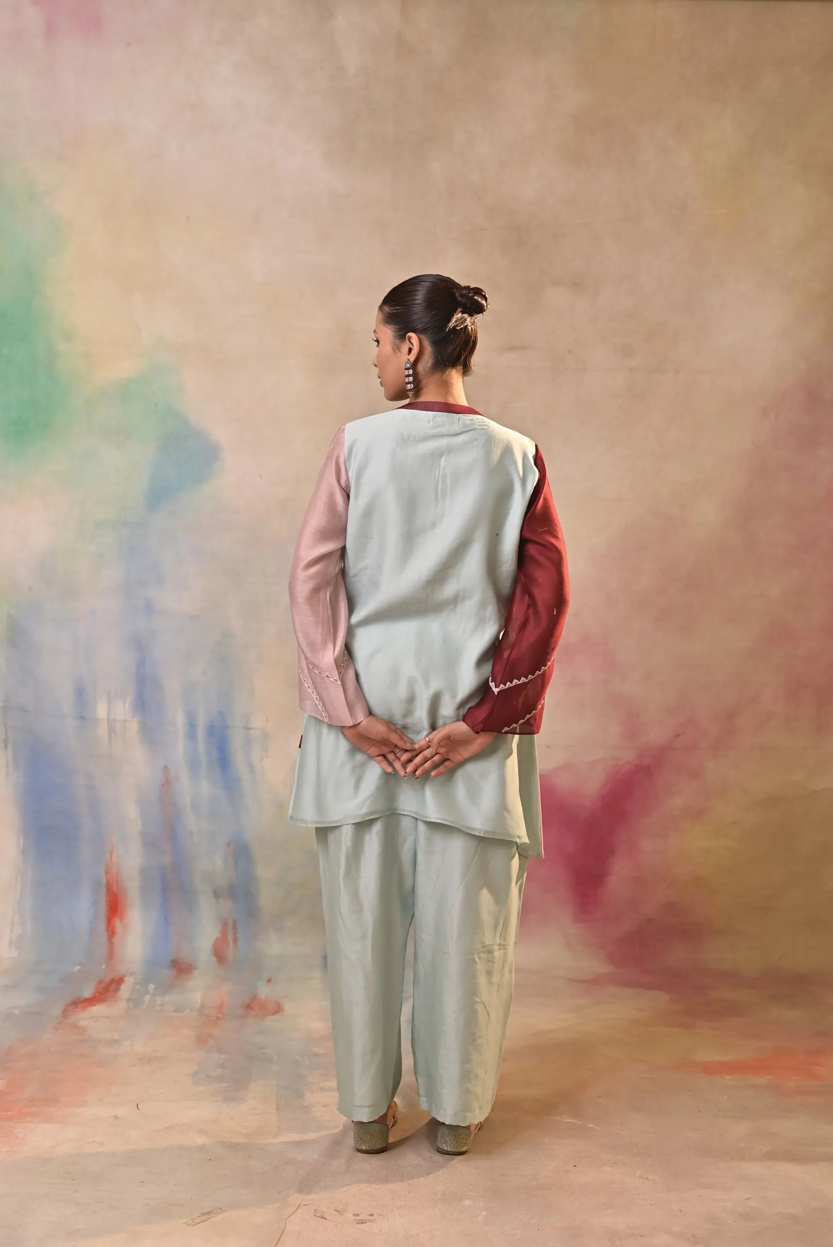Multicolor Asymmetric Embroidered Cord Set
