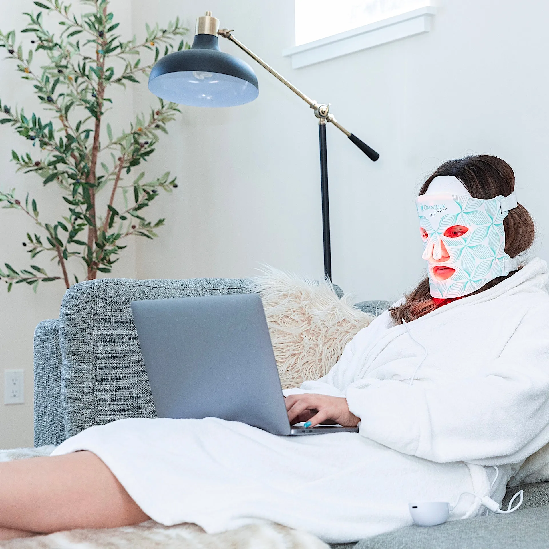 Omnilux Contour Face Mask