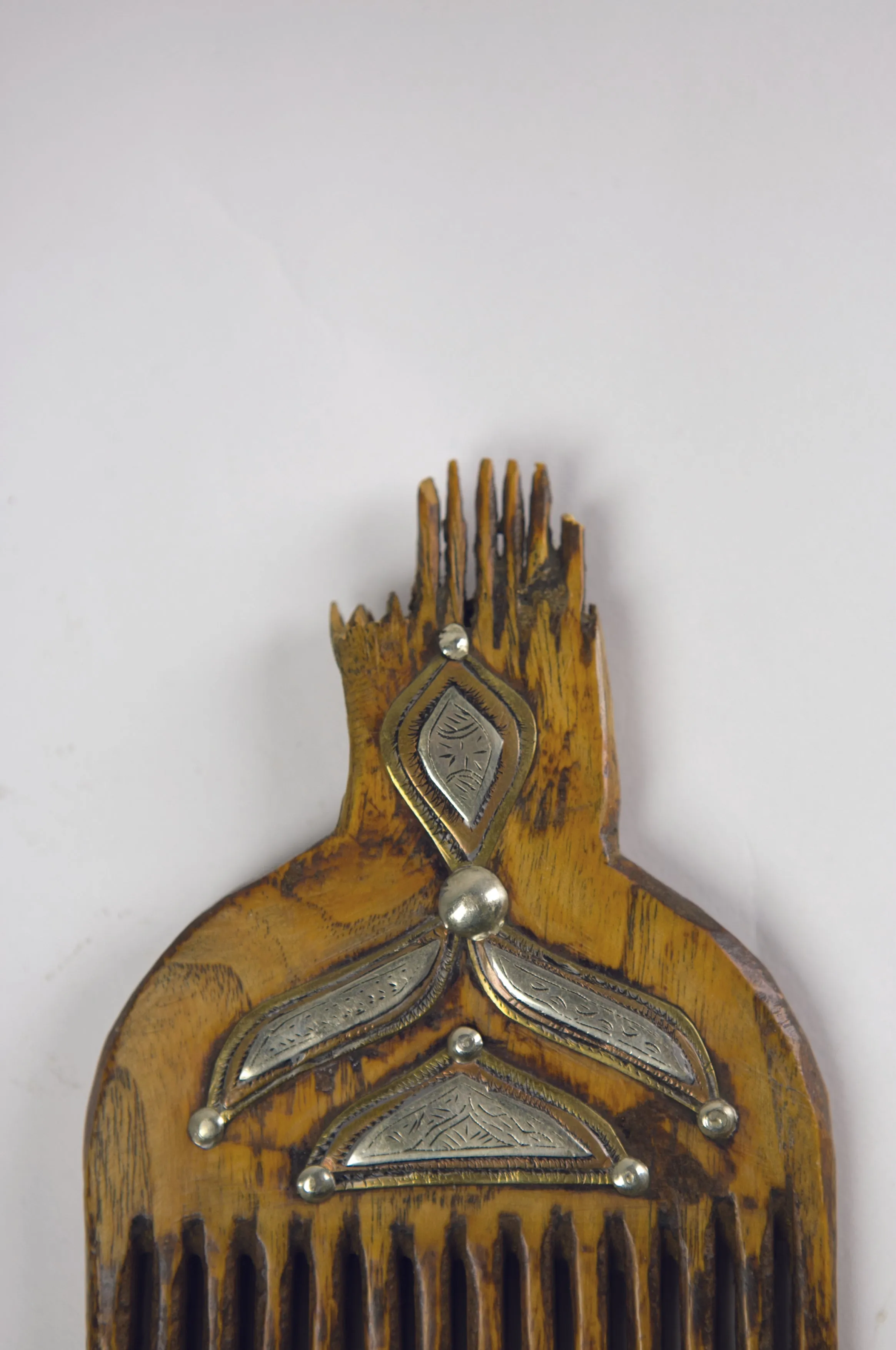 Ornamental Comb MACC-009