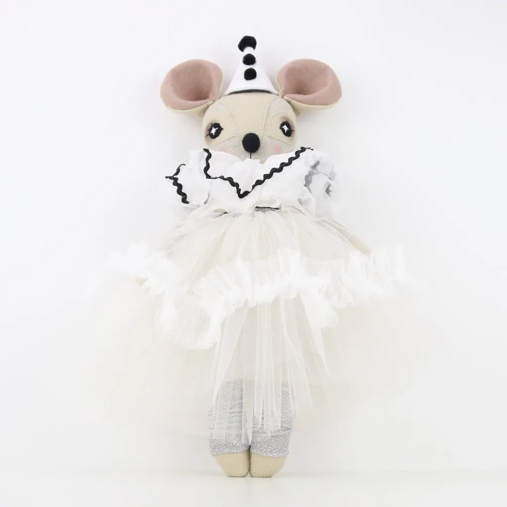 Pierrot Delphine Dormouse
