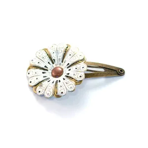 Prim Hair Clip