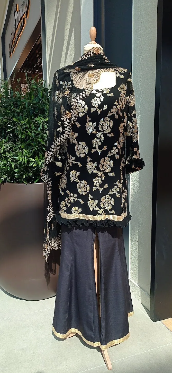 Saisha Black and Gold Large Floral Sequins Co-Ord Suit Set