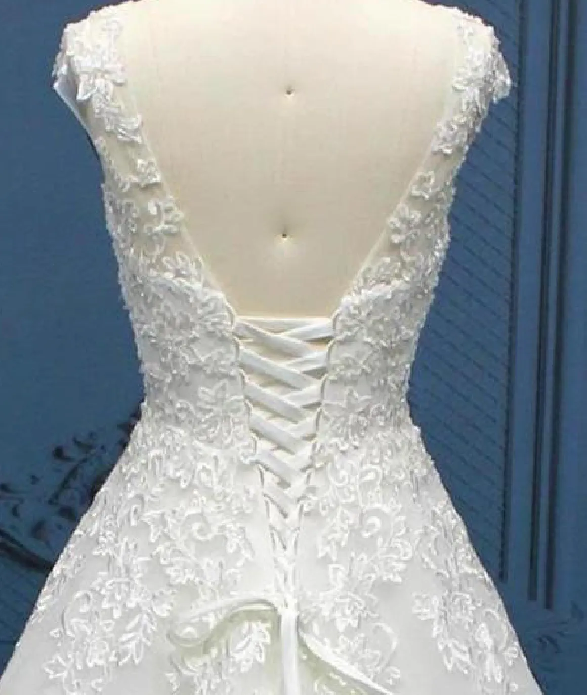Scoop Neck A Line Tulle Lace Wedding Bridal Gown