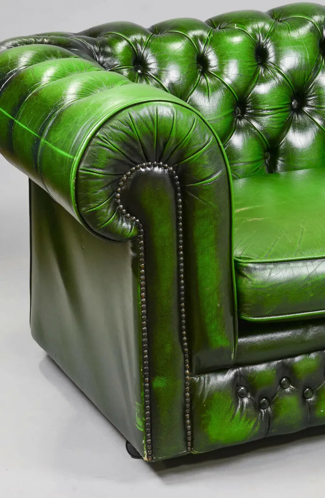Sofa, British Green Leather Chesterfield 2 Seater, from England, Gorgeous!