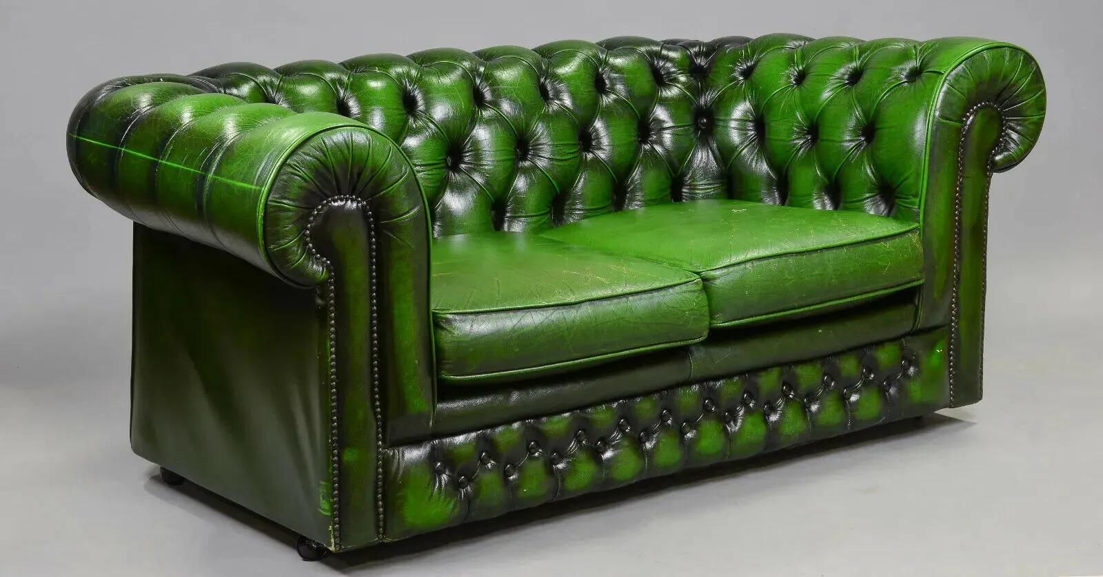 Sofa, British Green Leather Chesterfield 2 Seater, from England, Gorgeous!