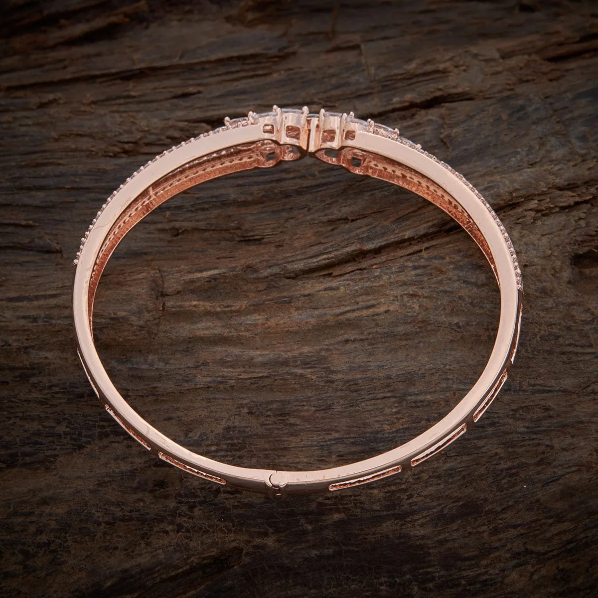 Zircon Kada 154323
